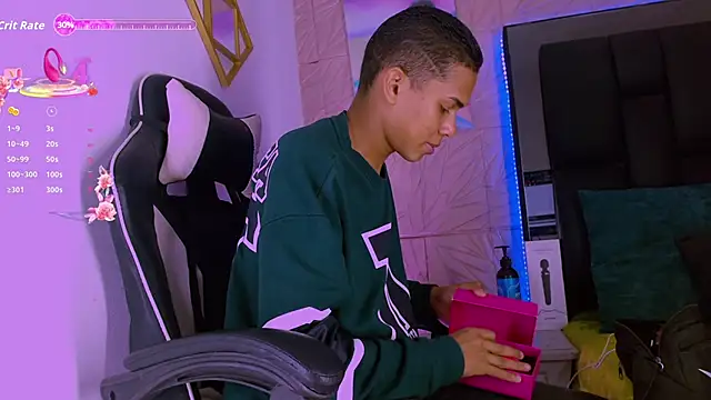 dilan alfonzo online show from November 24, 2025, 7:57 pm