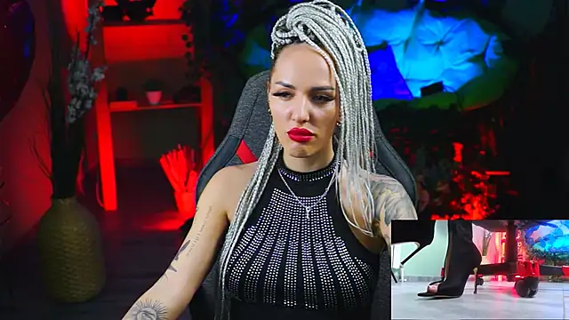 MonicaMaxwel online show from February 18, 2025, 12:06 pm