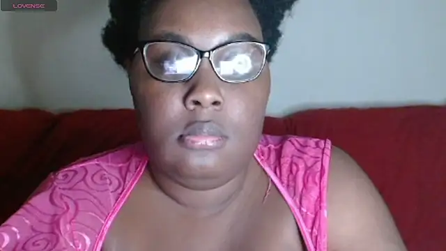 Snapshot of VictoriaLuv22 chatting on January 17, 2025, 2:50 am VictoriaLuv22 online show from January 17, 2025, 2:50 am
