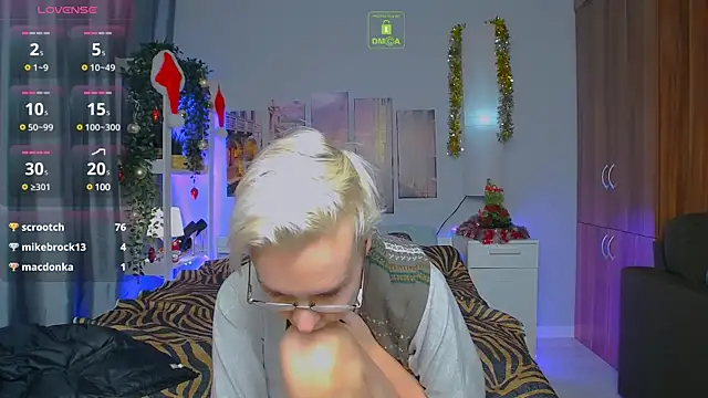 HelgaHimmell online show from December 23, 2024, 1:08 am