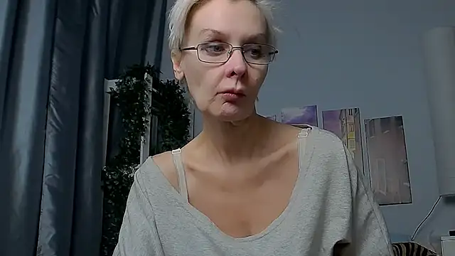 HelgaHimmell online show from January 19, 2025, 3:50 am