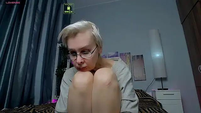 HelgaHimmell online show from February 6, 2025, 7:13 am