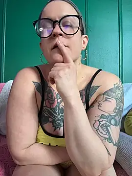 Snapshot of quinnmariexo chatting on May 7, 2026, 8:58 pm quinnmariexo online show from May 7, 2026, 8:58 pm