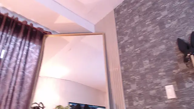 Snapshot of BondageGirl_Ks chatting on September 29, 2025, 1:05 pm BondageGirl Ks online show from September 29, 2025, 1:05 pm