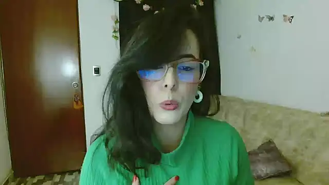 ella peck online show from April 5, 2026, 2:42 am