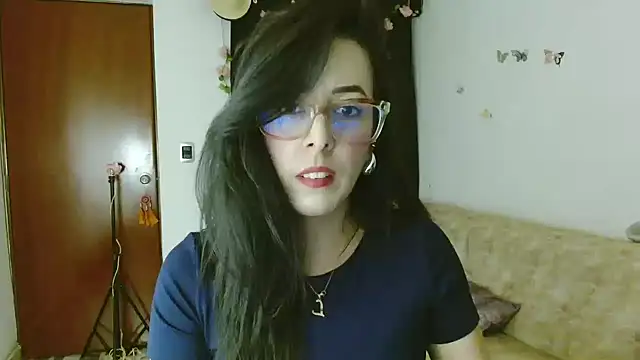 ella peck online show from April 13, 2026, 3:34 am