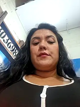 Sophie-hatter online show from April 8, 2026, 3:12 pm