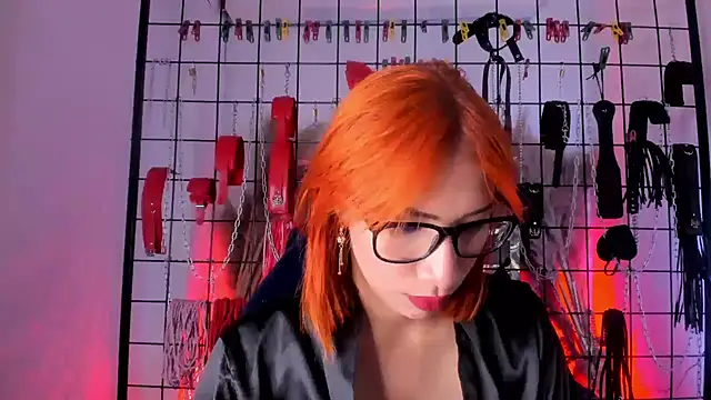 Snapshot of charrlotte_quinn chatting on February 2, 2025, 8:08 pm charrlotte quinn online show from February 2, 2025, 8:08 pm