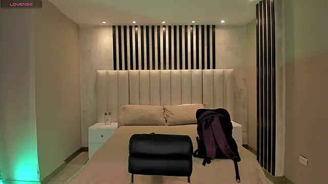 MollySundersX online show from March 15, 2026, 4:29 am