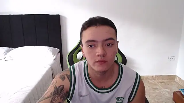 Snapshot of male_pussy chatting on February 22, 2026, 8:07 pm male pussy online show from February 22, 2026, 8:07 pm