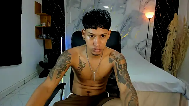 slim master12 online show from May 18, 2026, 3:24 am