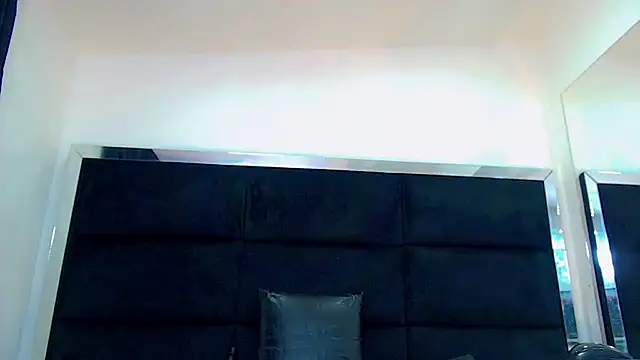 PriscilaRainbow online show from April 23, 2026, 12:23 am