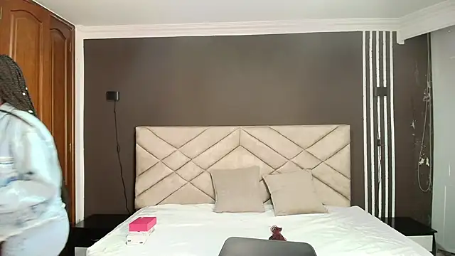 Raquel jones online show from September 19, 2025, 12:06 pm