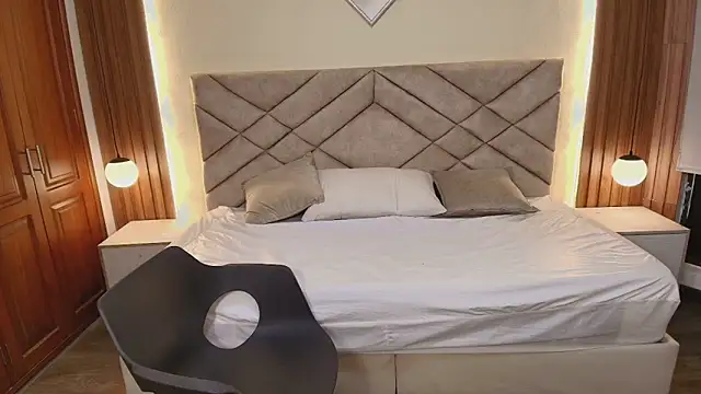 Raquel jones online show from March 7, 2026, 7:22 pm