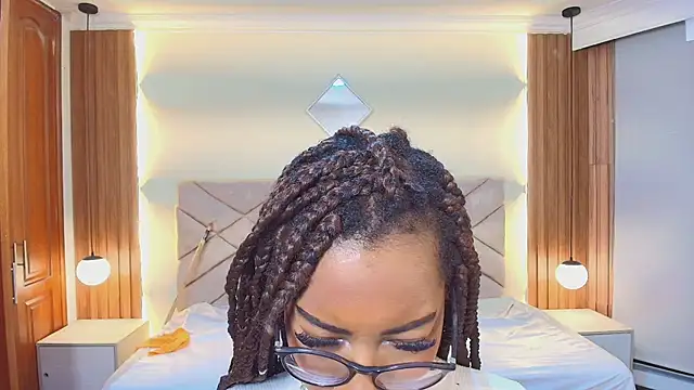 Raquel jones online show from April 9, 2026, 12:10 pm