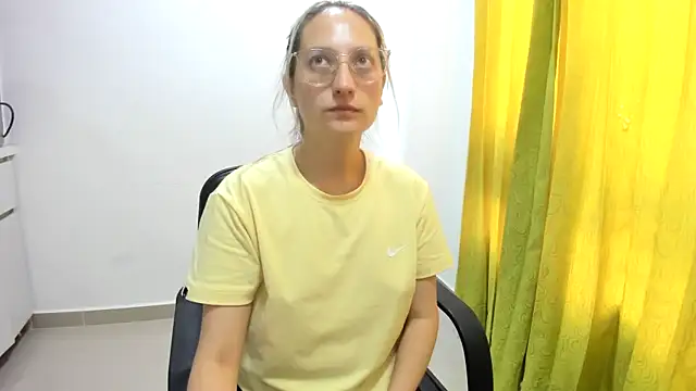 Adele johnsonn1 online show from December 14, 2024, 3:25 pm