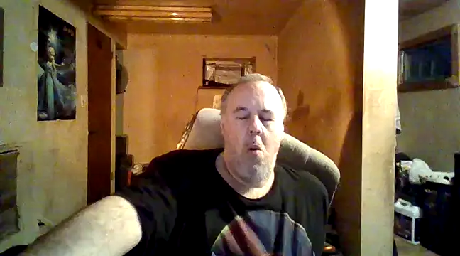 Nightshade7712 online show from December 24, 2024, 10:28 pm