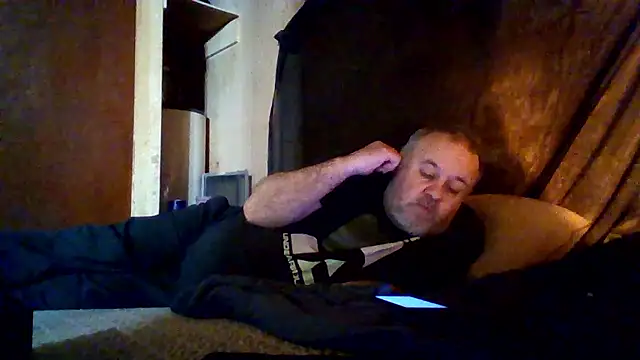 Nightshade7712 online show from January 5, 2026, 6:44 pm