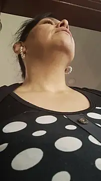 Natasha milf   online show from December 5, 2025, 12:36 pm