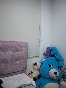 Bonniepark online show from March 23, 2026, 11:42 pm