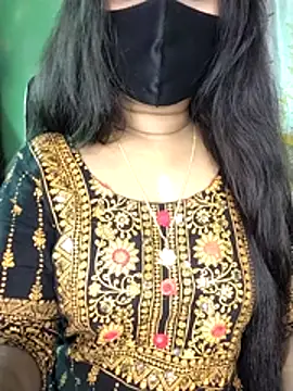 Idhika Paul online show from December 15, 2025, 5:34 am