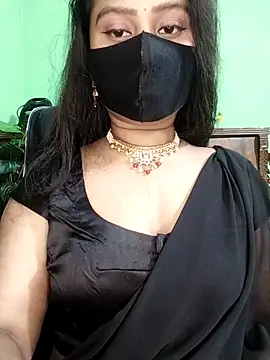 Idhika Paul online show from February 11, 2026, 1:38 pm