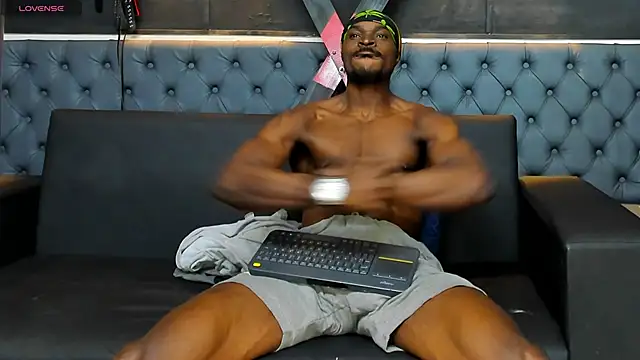 Snapshot of Terrance_z chatting on November 27, 2025, 9:06 pm Terrance z online show from November 27, 2025, 9:06 pm