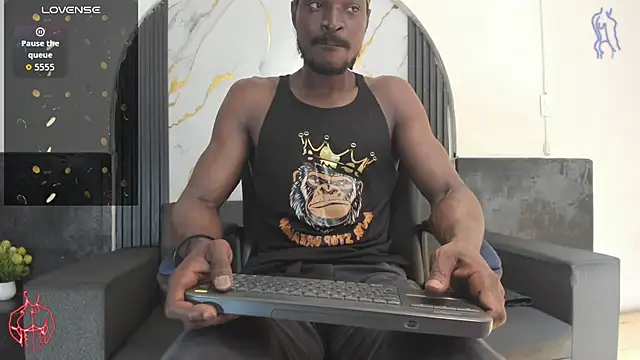 Snapshot of Terrance_z chatting on February 27, 2026, 8:42 pm Terrance z online show from February 27, 2026, 8:42 pm