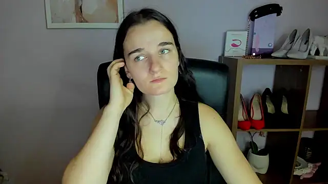 KateDelight online show from November 2, 2025, 7:44 am