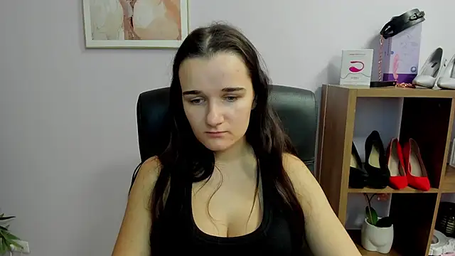 KateDelight online show from November 8, 2025, 7:41 am