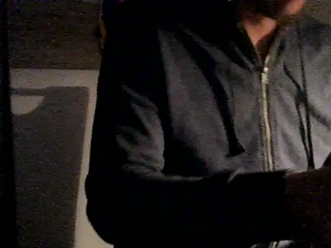 Snapshot of prcalek19 chatting on October 17, 2025, 3:58 pm prcalek19 online show from October 17, 2025, 3:58 pm