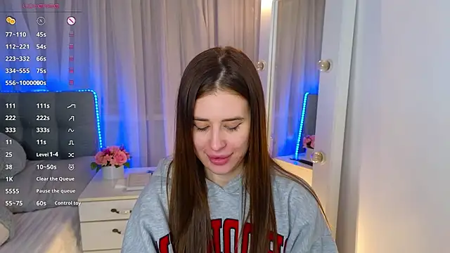 Snapshot of Milkissss chatting on February 26, 2026, 11:04 pm Milkissss online show from February 26, 2026, 11:04 pm