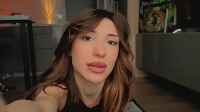 mollyyank online show from March 4, 2026, 8:53 am