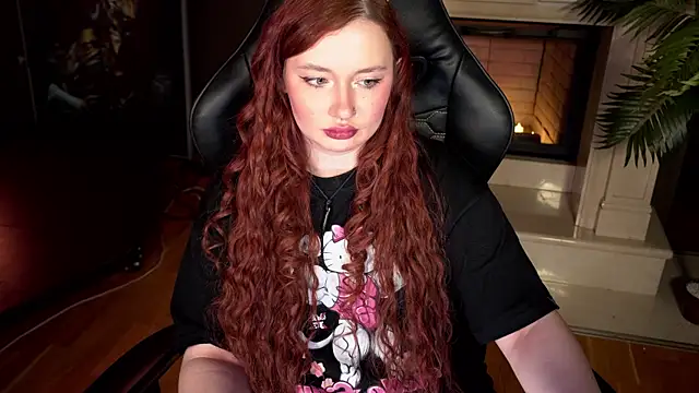 carolina elf online show from February 8, 2025, 11:33 am