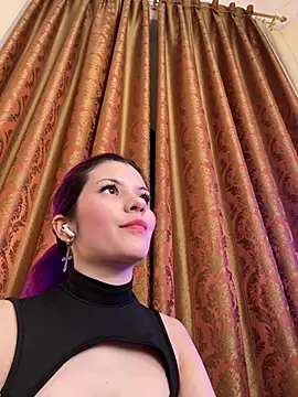 Snapshot of Katya_Zaitseva chatting on February 11, 2025, 11:33 pm Katya Zaitseva online show from February 11, 2025, 11:33 pm