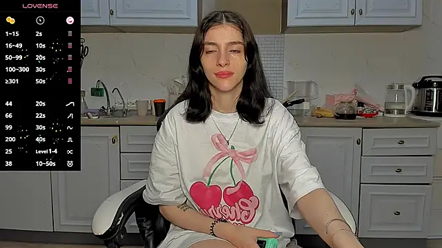 broosnica1 online show from March 12, 2025, 7:24 am