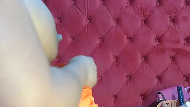 punkyxxx online show from March 20, 2026, 5:51 pm