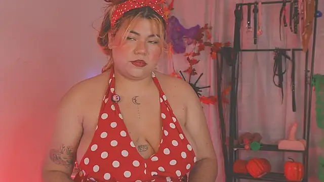 Snapshot of Samanta_cutee chatting on November 17, 2025, 11:27 am Samanta cutee online show from November 17, 2025, 11:27 am