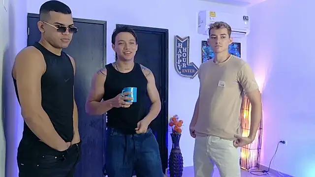 Boysgang sex online show from November 22, 2025, 11:42 am