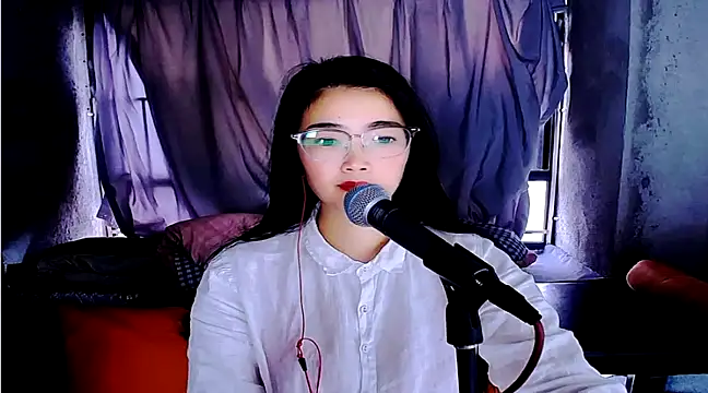 Floor oo online show from February 26, 2025, 9:32 am