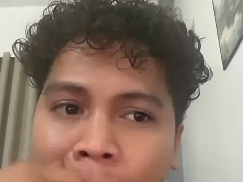 asian sweetboy online show from February 23, 2026, 1:08 pm