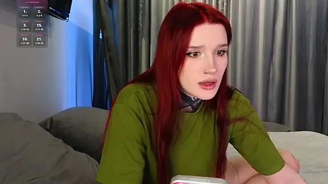 Snapshot of SophieInkk chatting on February 13, 2026, 2:40 am SophieInkk online show from February 13, 2026, 2:40 am