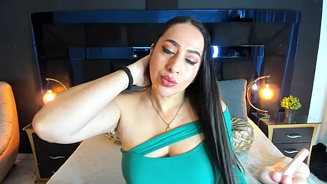 MayraVegas online show from March 13, 2025, 1:50 pm