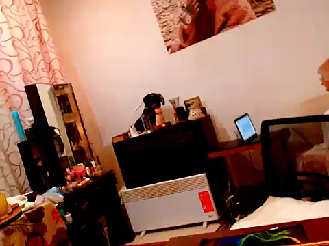 Natali7634 online show from February 26, 2025, 8:00 pm