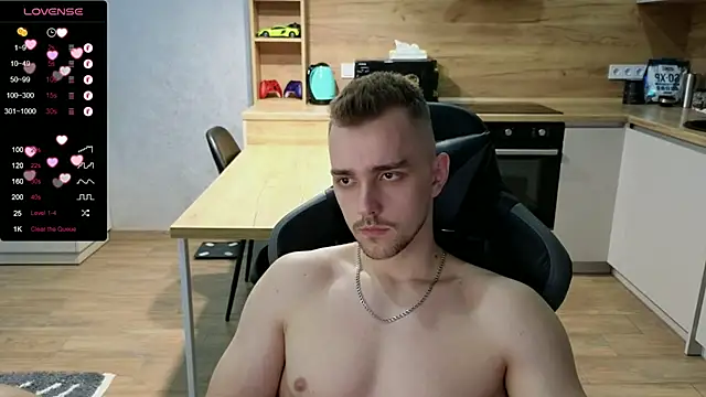 Snapshot of Larstar01 chatting on January 22, 2025, 1:00 pm Larstar01 online show from January 22, 2025, 1:00 pm