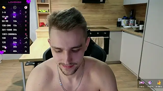 Snapshot of Larstar01 chatting on February 16, 2025, 7:49 pm Larstar01 online show from February 16, 2025, 7:49 pm