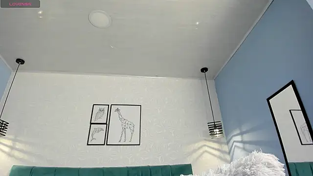 tiffani  love online show from February 24, 2025, 6:26 pm