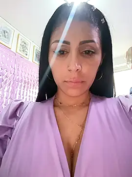 Snapshot of tiffani__love chatting on February 22, 2026, 9:57 pm tiffani love online show from February 22, 2026, 9:57 pm