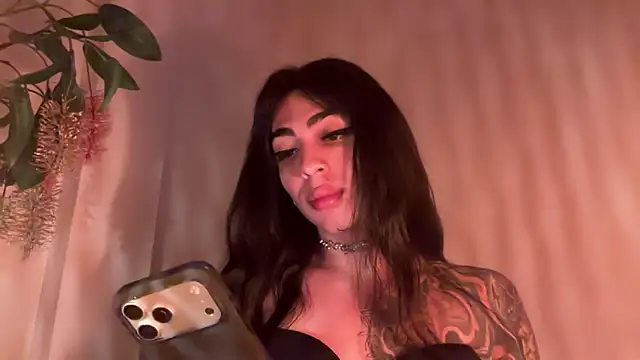 babybriexxx online show from December 22, 2025, 3:58 am