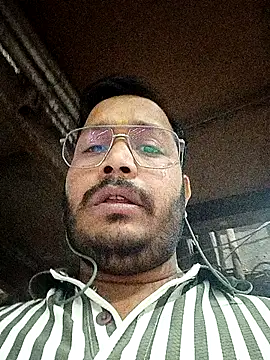 Snapshot of DeepakXxxR86 chatting on January 13, 2026, 2:44 pm DeepakXxxR86 online show from January 13, 2026, 2:44 pm